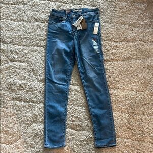 Levi’s High Rise Skinny Jeans